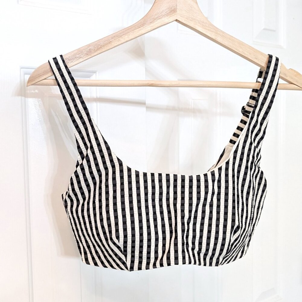 Athleta NWOT Seersucker Scoop Underwire Bikini Top, size 34D/DD